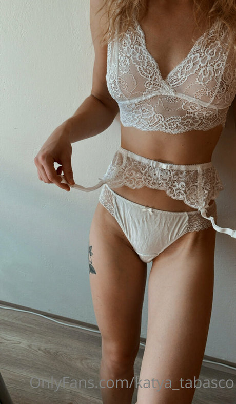 katya tabasco model exclusive pics