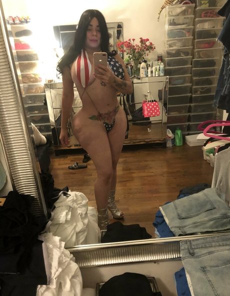 mollywoodz_ model nudes archive