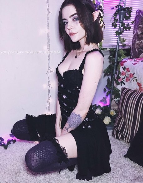 ashemareefree pornstar adult image