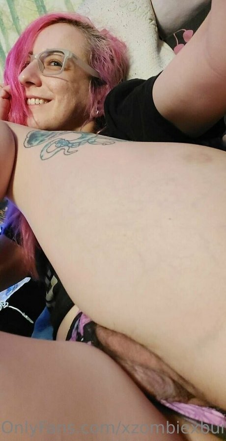 xzombiexbunniex art actress photo