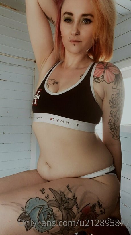 your fantasy527ca star erotic photo