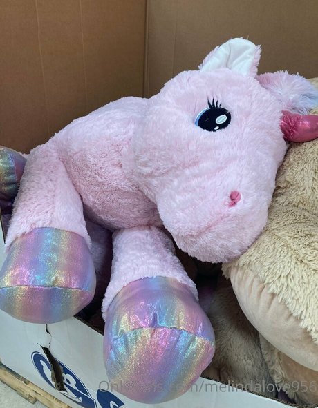 melindalove956 naked model archive