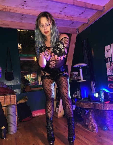 sallysays model nice photos