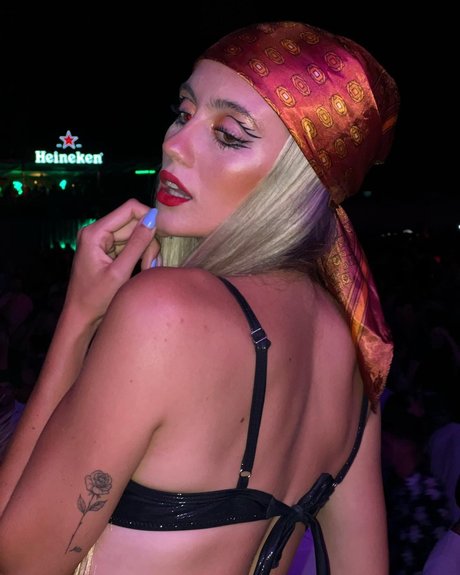 Morena Beltran nice pornstar images