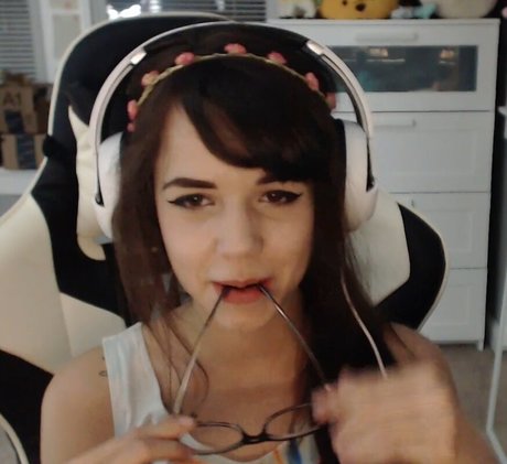 Deernadia naked star photos