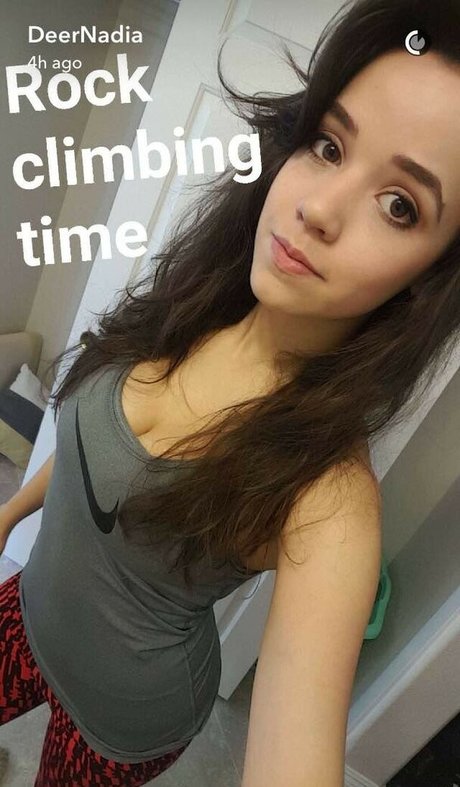 Deernadia pornstar nude img