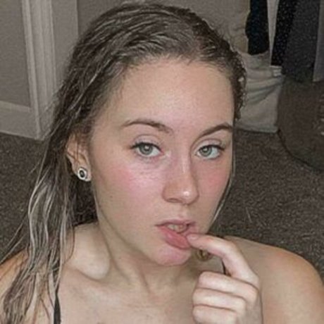 Madalyn Freider pornstar hot image