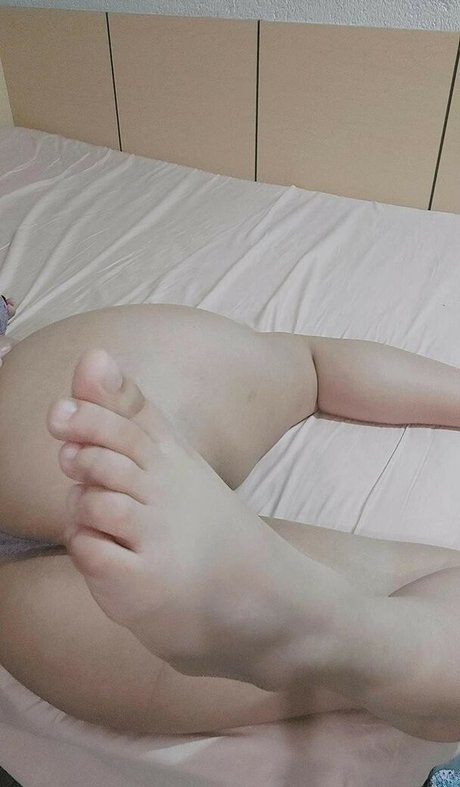 Nekoemy sexy actress photos