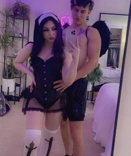 Santa Clarita Sluts star high quality pics