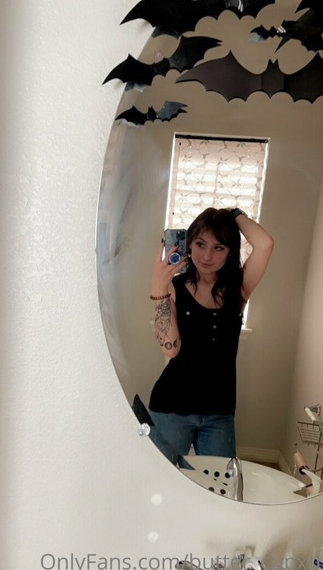 butter cupxp star sexy photos