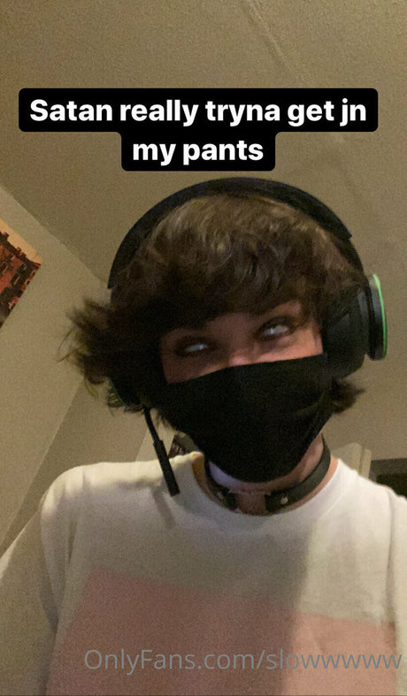 slowwwww exclusive model galleries