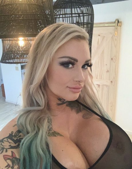 Dez Fraser star pics