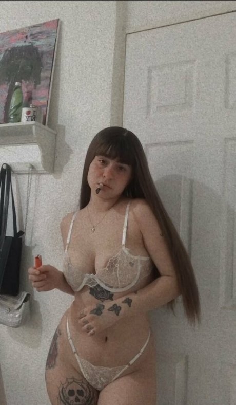 emilsse99 porn actress images