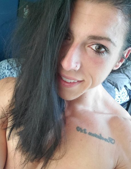 shannonseeley model naked pic