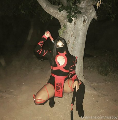 rissbby high quality model picture