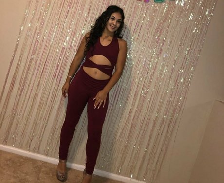 rissbby model sexy pics