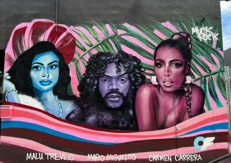 muckrock pretty star img