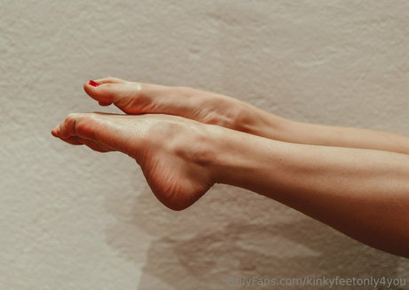 kinkyfeetonly4you nudes actress pics