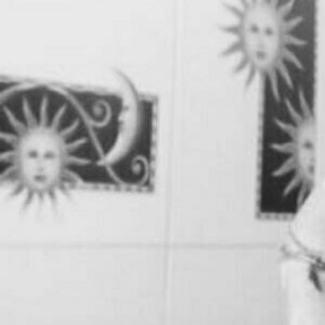 miababyyyxx erotic actress pic