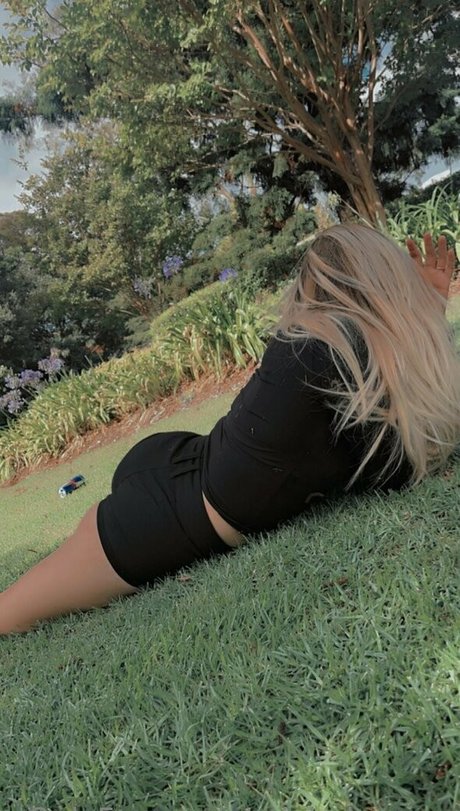 miababyyyxx top star pic