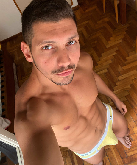 emiliano terra sexy model pic