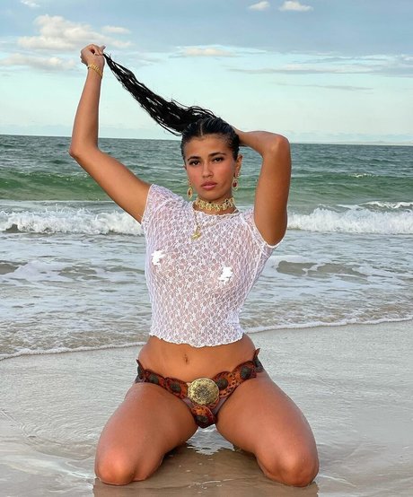 Ambraguiotto adult actress pics