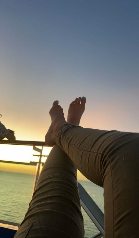 Rory Eliza model pornographic photo