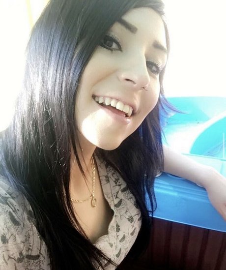 Latina Beauties best model photos