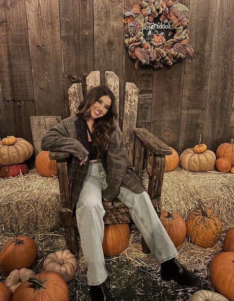 Gisselle Next Door sex actress gallery