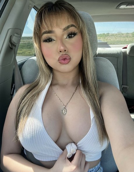 Gisselle Next Door star sex pictures