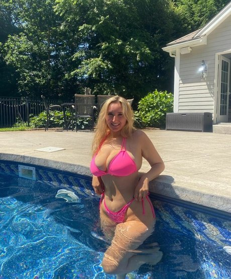 Angelina C pornstar high quality pictures