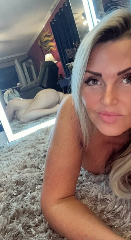 Barbie Howell hd pornstar photo