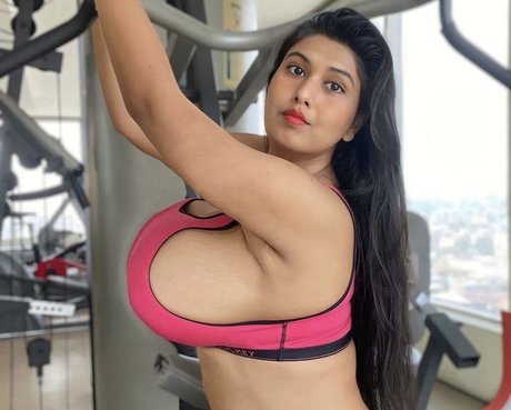 Sanna And Selena star pornographic pics