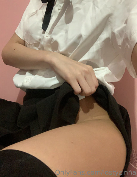 Lostyzinha model erotic photos