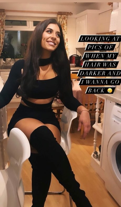 carolinehobday nudes star pic