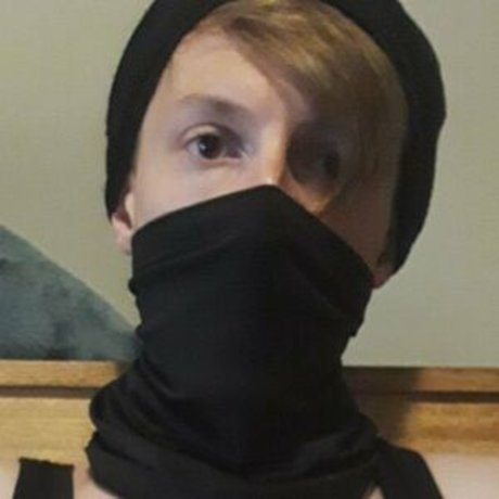 Dom Boi Fem Boi nude model image