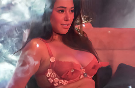 Mycah Sasaki perfect model pics