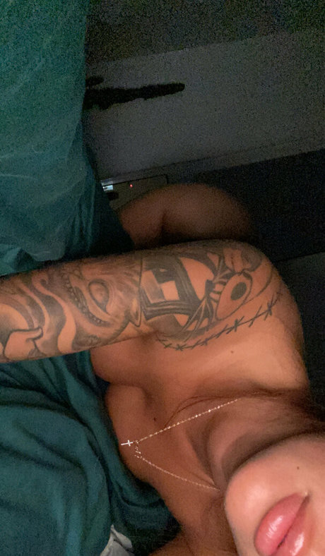 Stephaelle Macias nude model img