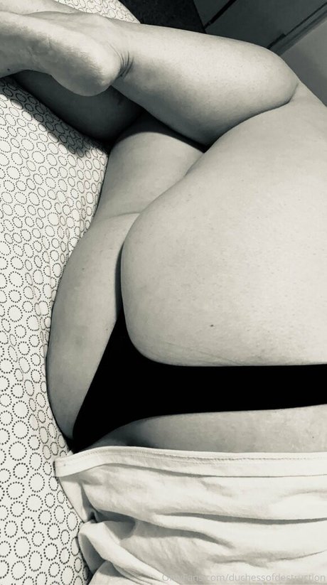 duchessofdestruction adult actress photos