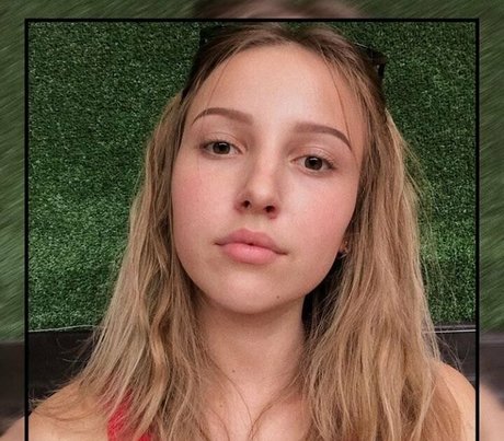 dasha love star sexy pictures