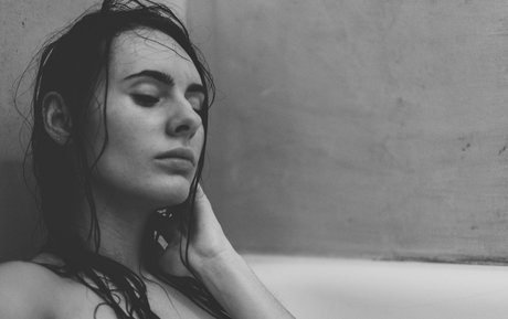 karomatilde naked star picture