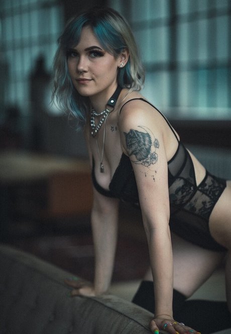 Rosemoontv xxx actress pics