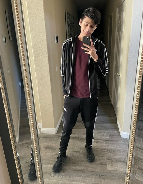 femboyangiesfeet pornstar adult photos