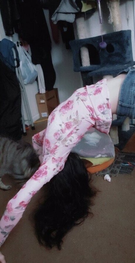 Monimusume star nude pictures