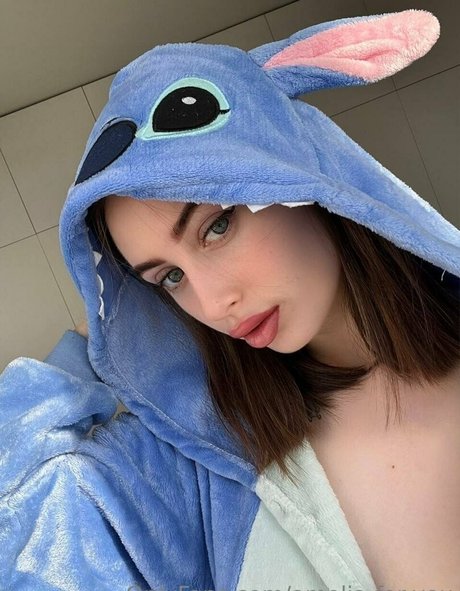 amelia for you nude model photos