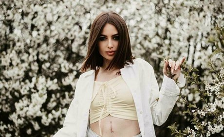 amelia for you model naked galleries