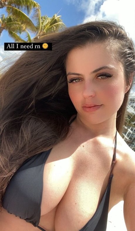 Victoria Boiadgieva star sexy img