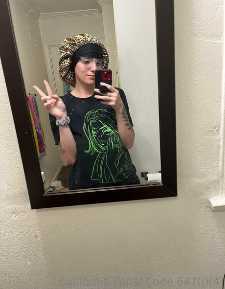 whimsicalgoth best model photos