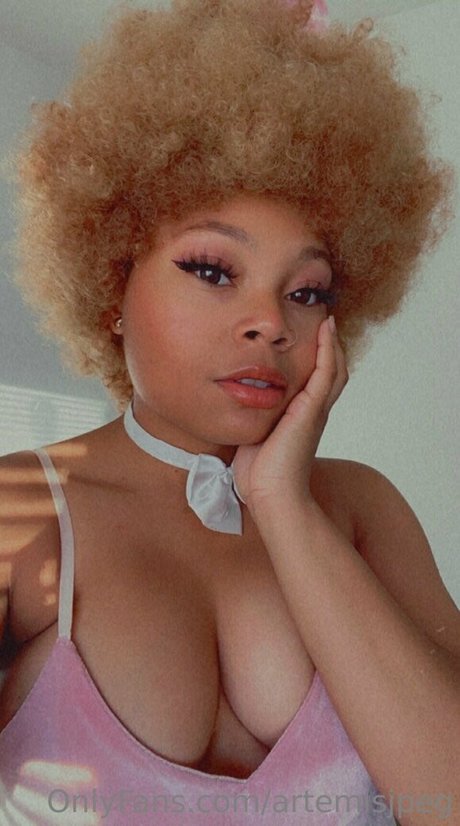 artemisjpeg adult model photo