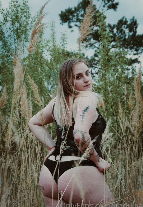 andulaa high quality pornstar archive